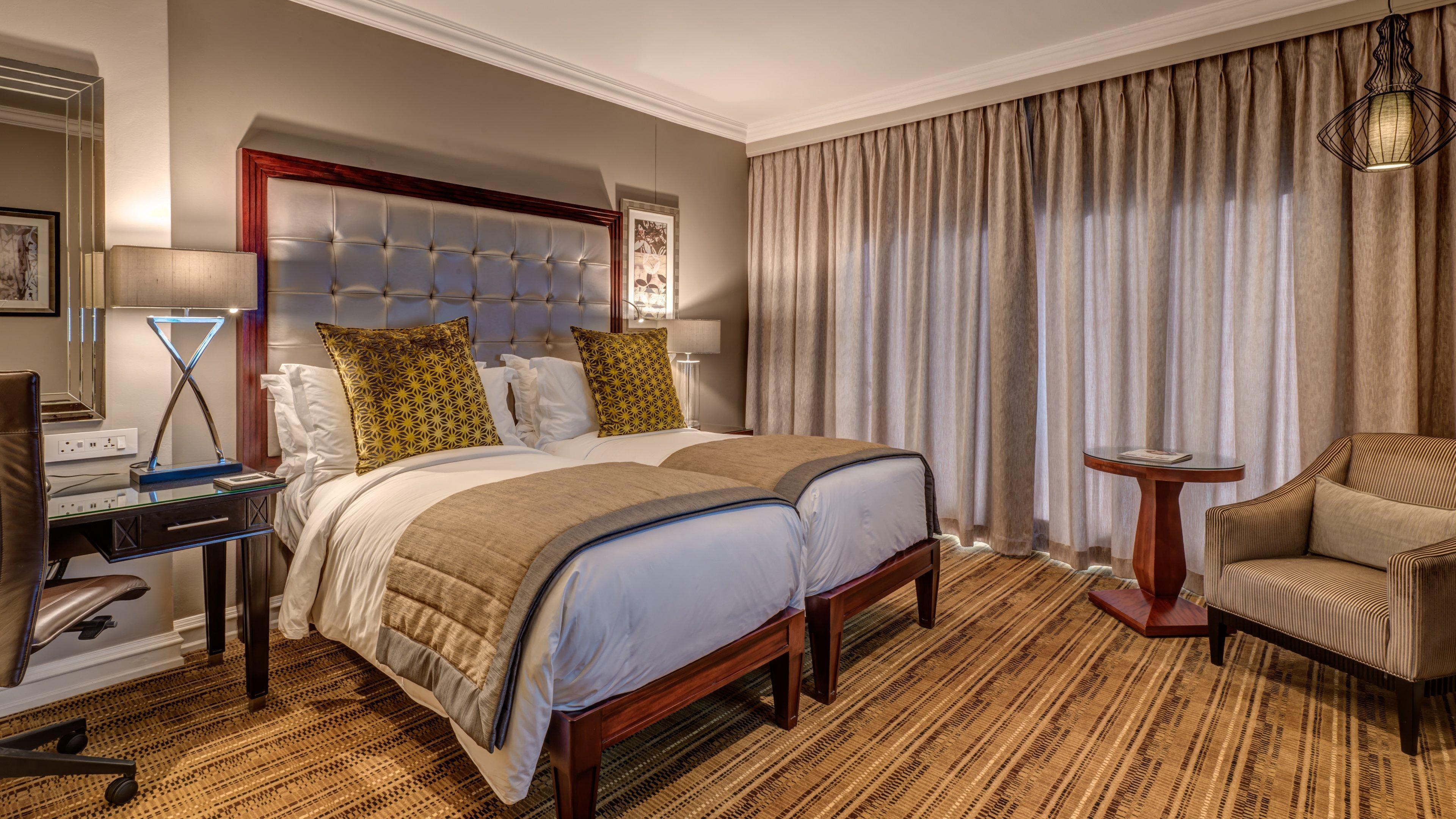 인터컨티넨탈 요하네스버그 Or 탐보 에어포트 호텔 켐턴파크 외부 사진 A bedroom at the Cape Grace