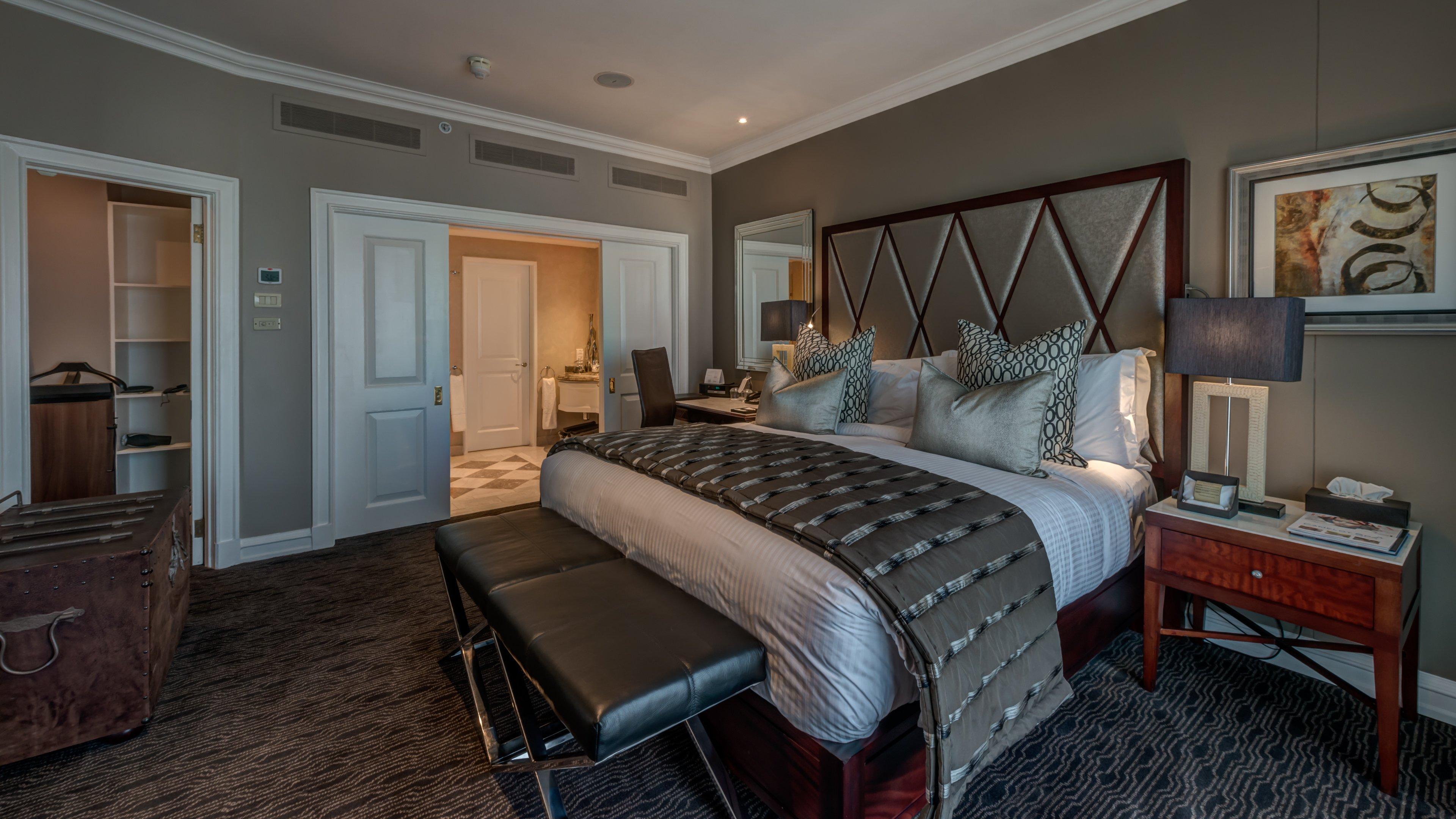인터컨티넨탈 요하네스버그 Or 탐보 에어포트 호텔 켐턴파크 외부 사진 A bedroom at the Four Seasons Hotel